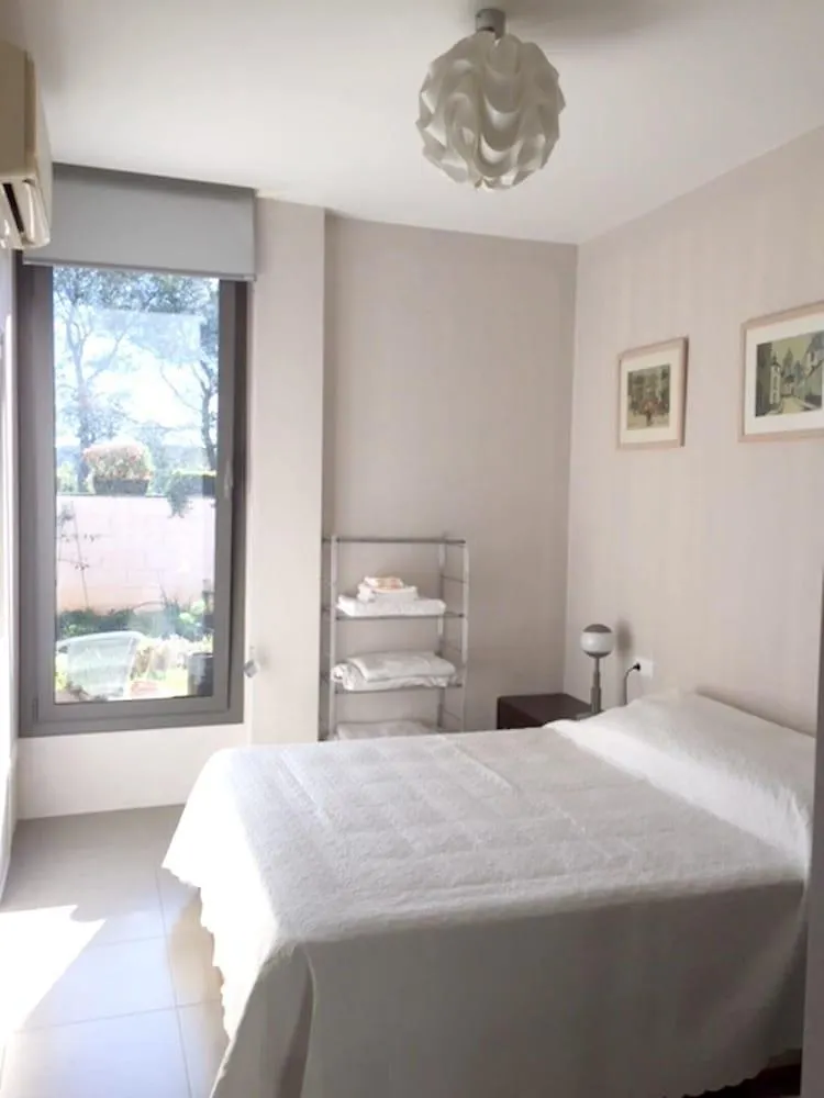 Chalet With 3 Bedrooms In San Pere De Ribes, With Wonderful Mountain View, Shared Pool 시체스 3*,  스페인